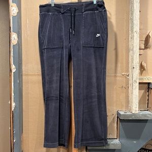 Women’s Nike Pants